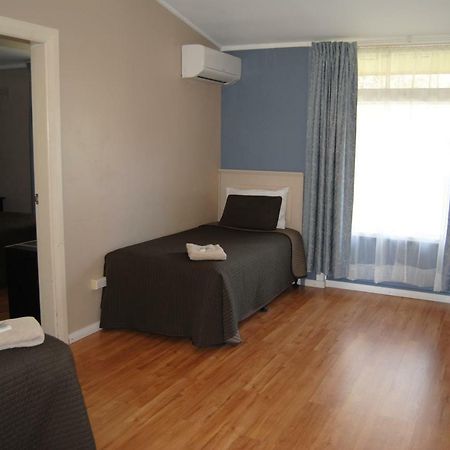 Airlie House Motor Inn Скон Экстерьер фото