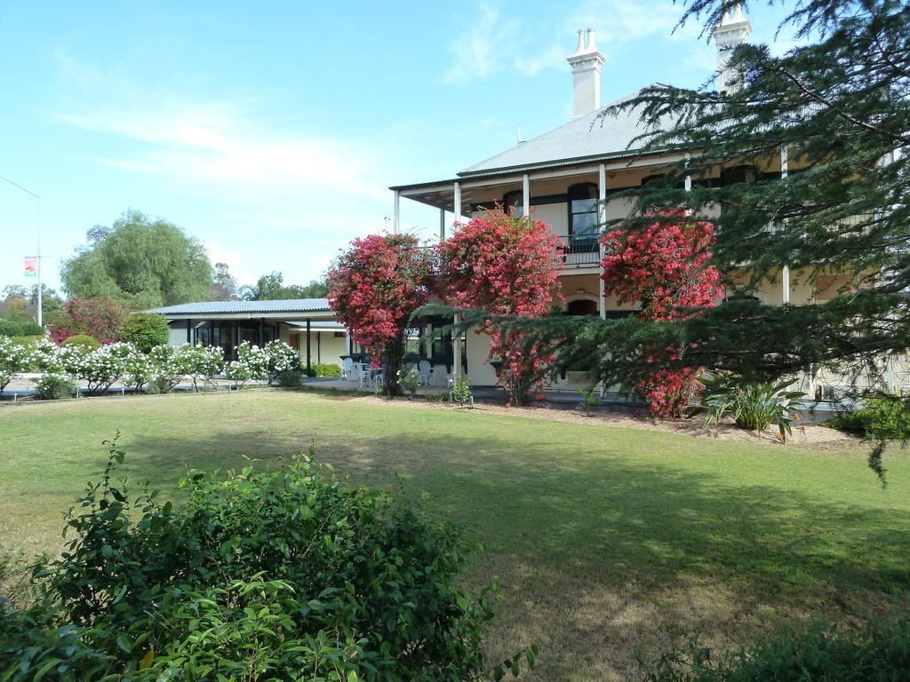 Airlie House Motor Inn Скон Экстерьер фото