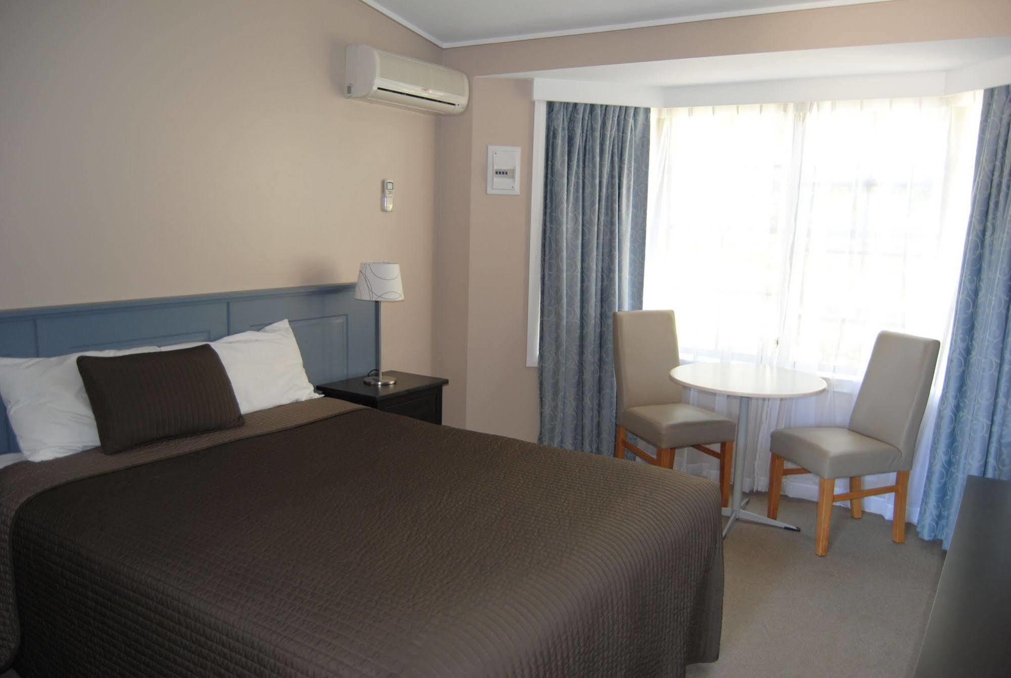 Airlie House Motor Inn Скон Экстерьер фото