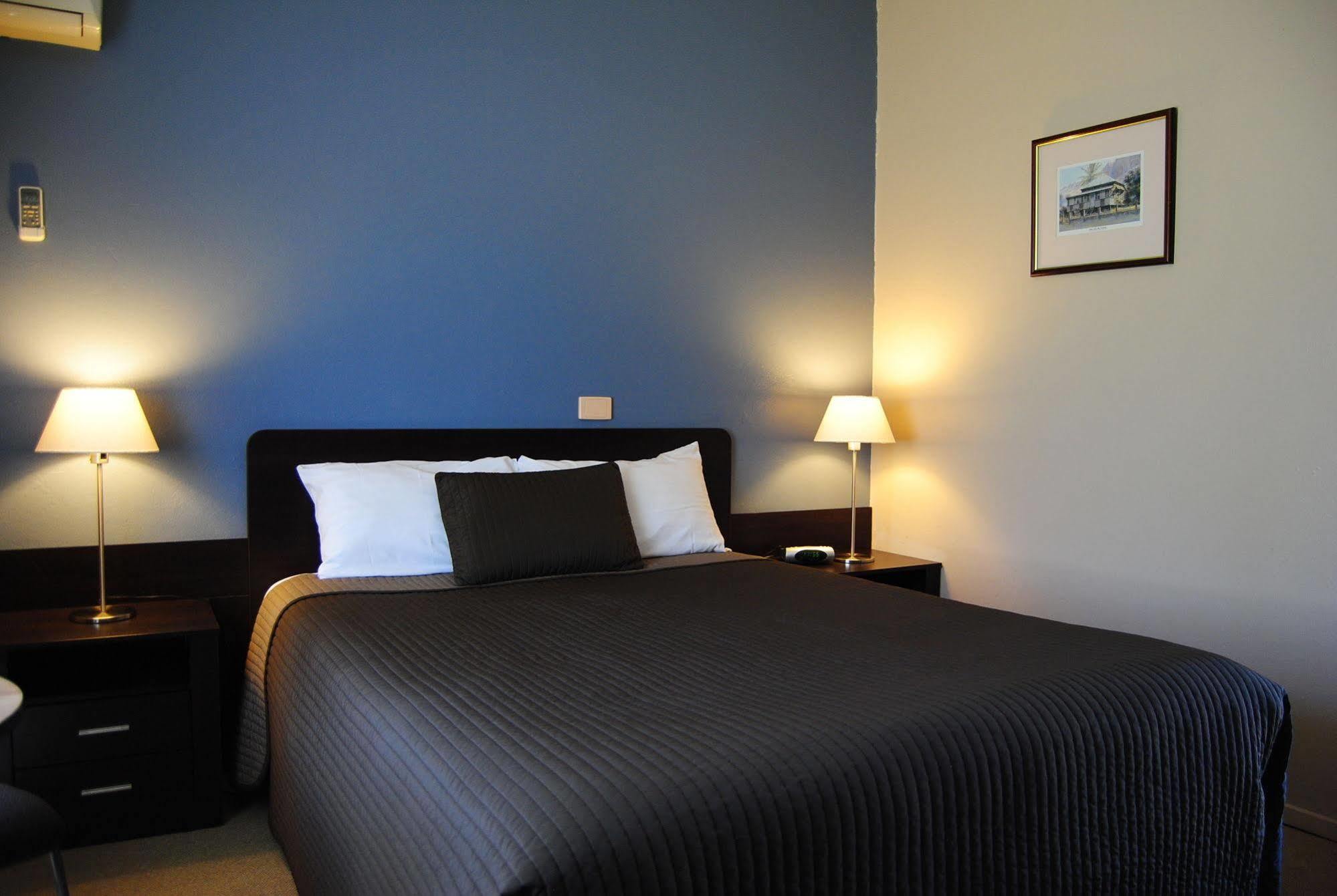 Airlie House Motor Inn Скон Экстерьер фото