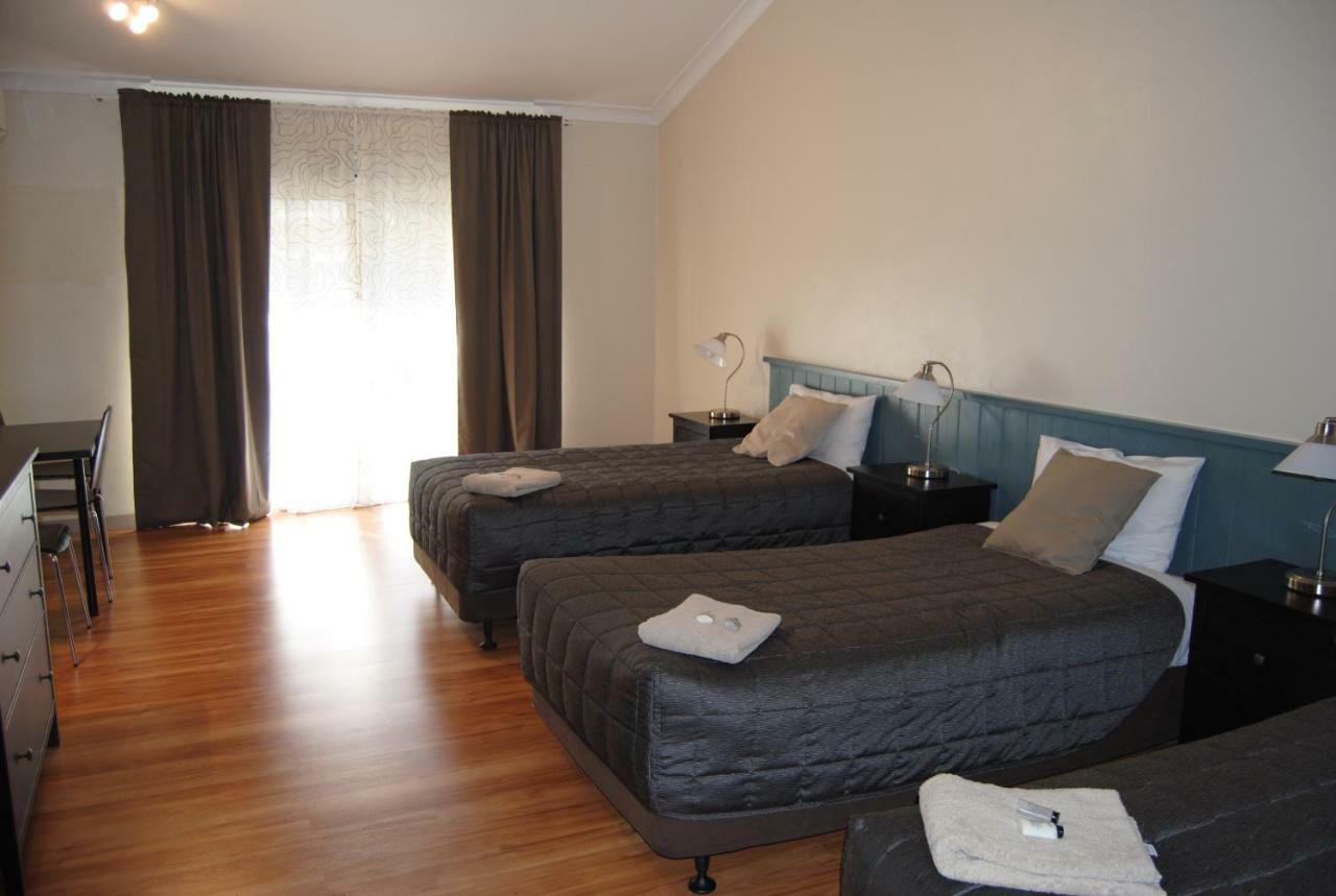 Airlie House Motor Inn Скон Экстерьер фото
