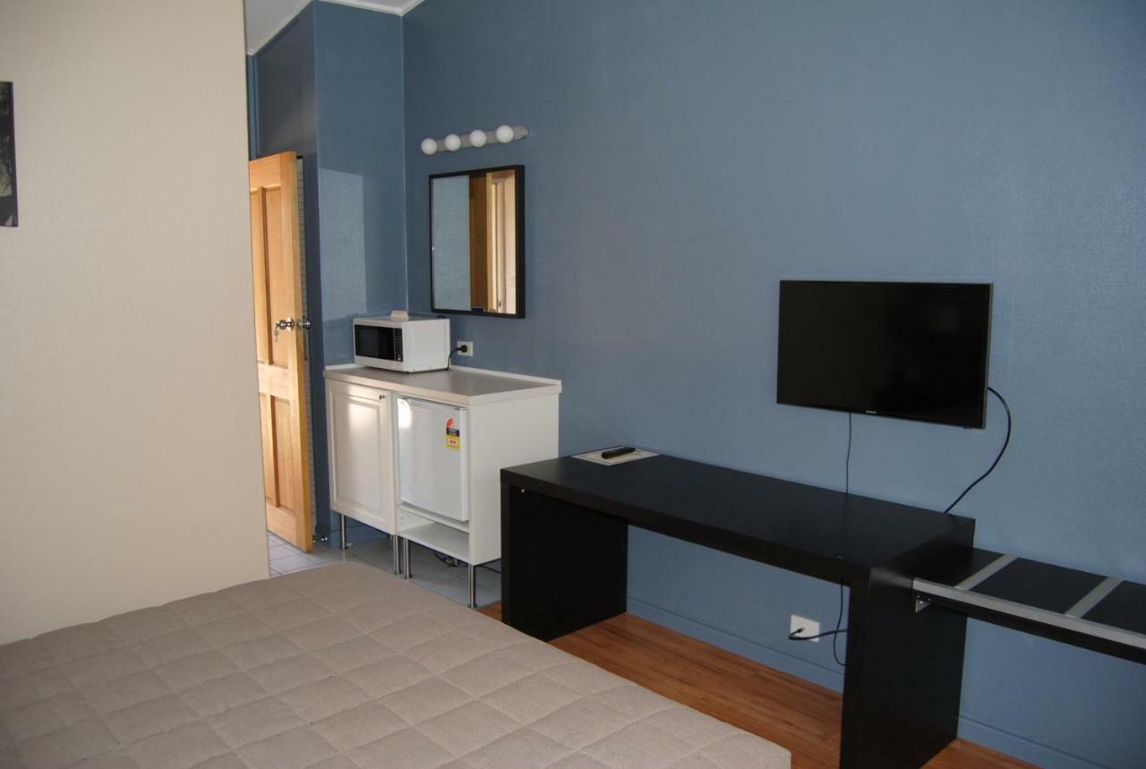 Airlie House Motor Inn Скон Экстерьер фото