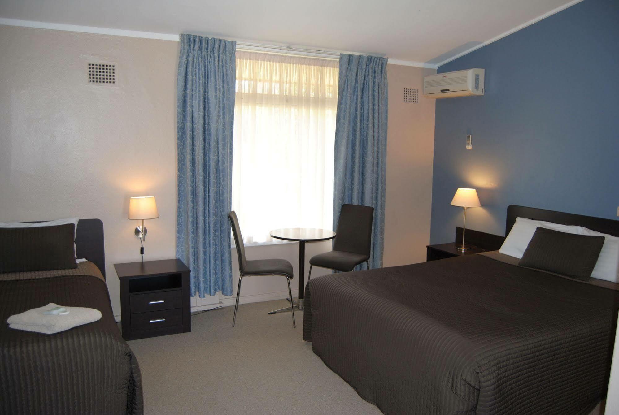Airlie House Motor Inn Скон Экстерьер фото